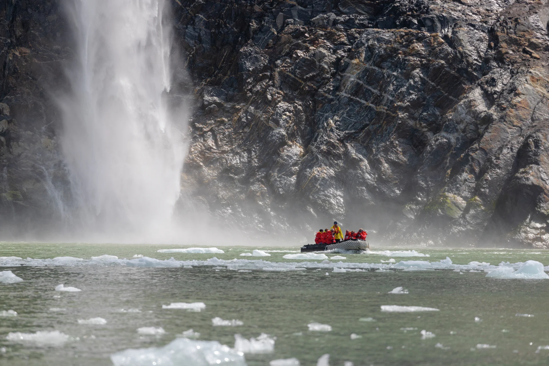 Tracy Endicott Arms Alaska Hgr 155962 1920 Photo Oscar Farrera